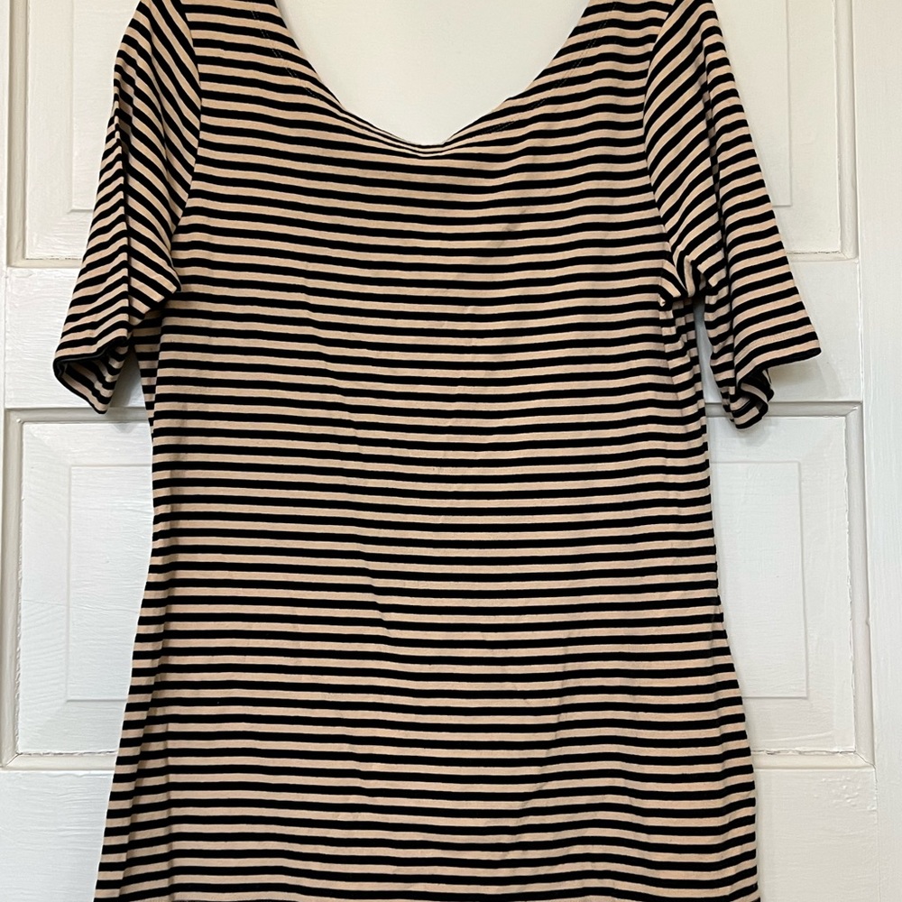 Banana Republic Black/Khaki Knit Top Size XL